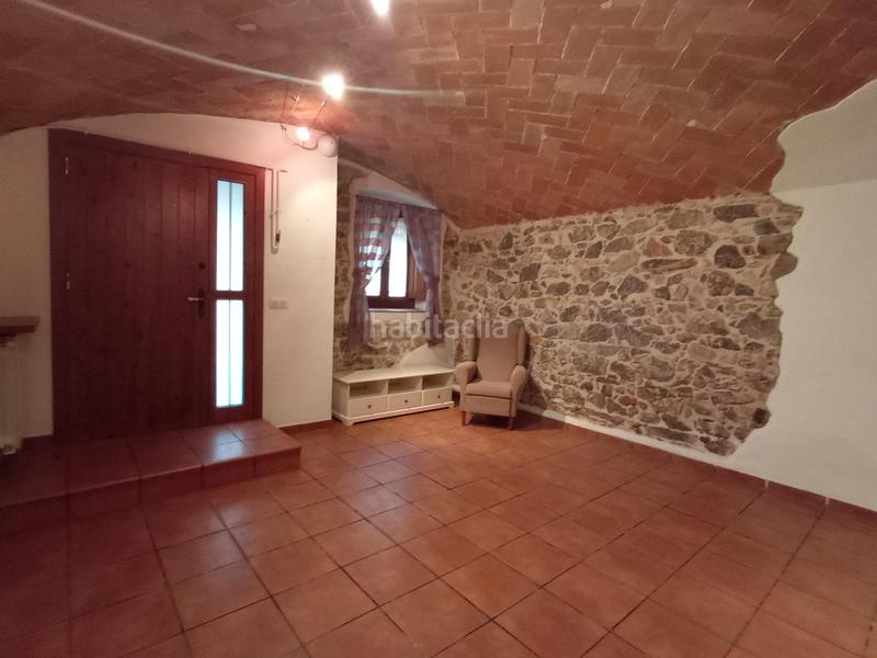 Foto fb9555db-2cb7-4147-b284-3e2e7b2eeccb. Casa adossada amb calefacció aparcament a Poble - Casc Antic Castellar del Vallès