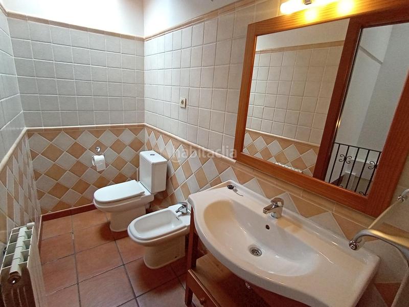 Foto 0ca09f73-f0c2-4076-a4e3-7627139078e3. Maison jumelée avec chauffage parking dans Poble - Casc Antic Castellar del Vallès