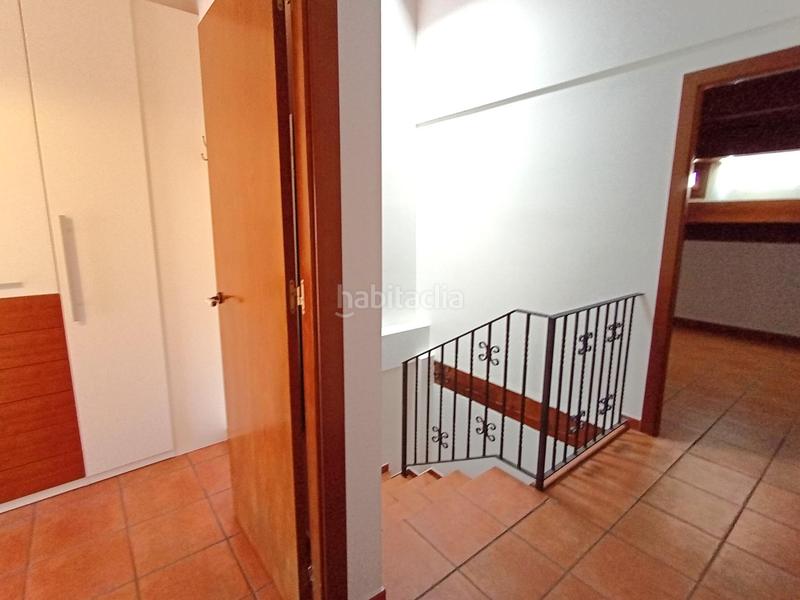 Foto 9070cb28-d6c3-4d74-9588-b61ab132341e. Maison jumelée avec chauffage parking dans Poble - Casc Antic Castellar del Vallès