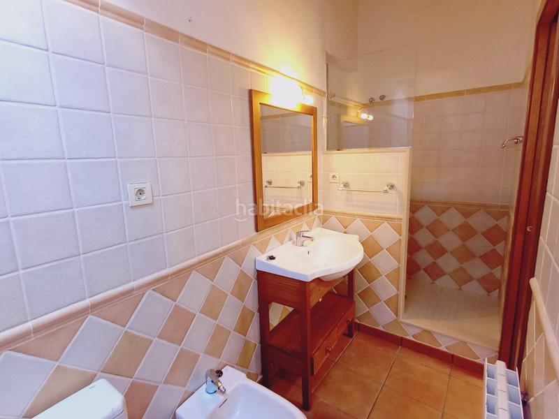 Foto b6654ed2-b3d9-4c41-9290-3610f1eaaeea. Maison jumelée avec chauffage parking dans Poble - Casc Antic Castellar del Vallès