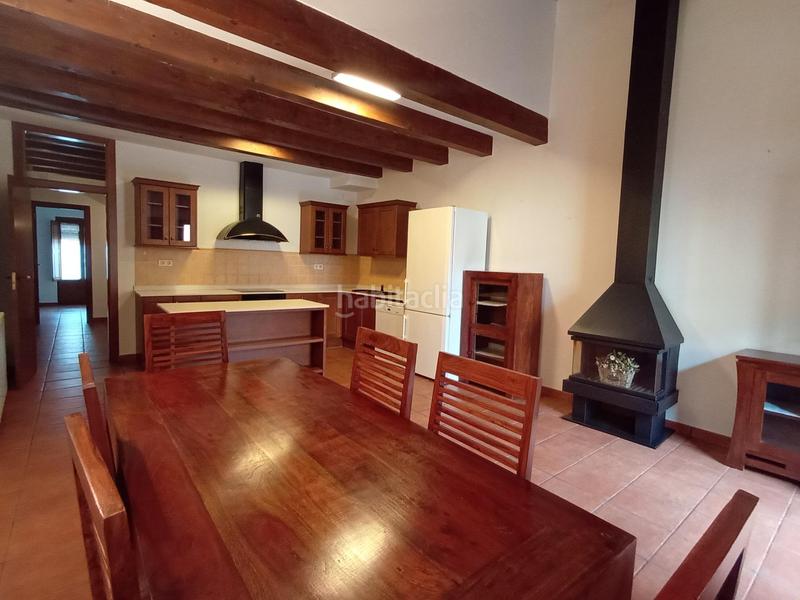 Foto c33ce419-b4a3-4842-996b-2321b364d88d. Maison jumelée avec chauffage parking dans Poble - Casc Antic Castellar del Vallès