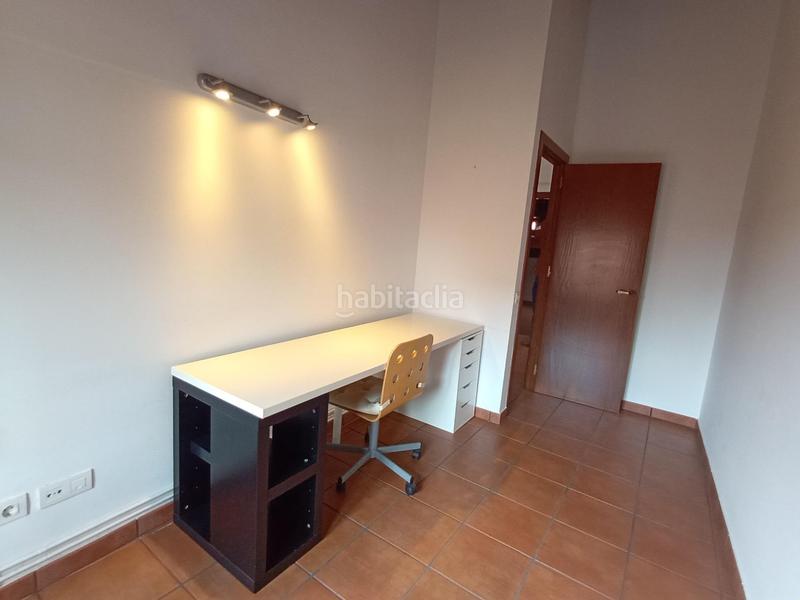 Foto 840906fe-5610-44cc-a70e-402c8ddf1fa8. Reihenhaus mit heizung parking in Poble - Casc Antic Castellar del Vallès