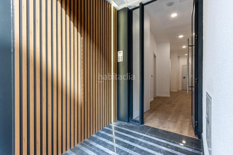 Foto eac8acf3-e044-4f9a-bf7b-dbe8e00b5a4e. Planta baja apartamento en planta baja tipo loft, en el Eixample en Sabadell