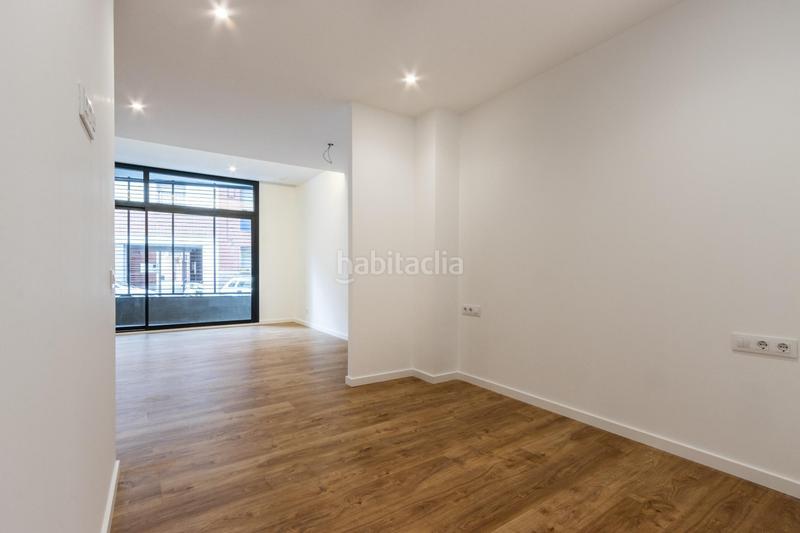 Foto c30b6b01-a9a8-400c-8cca-574aa64da0cc. Planta baja apartamento en planta baja tipo loft, en el Eixample en Sabadell