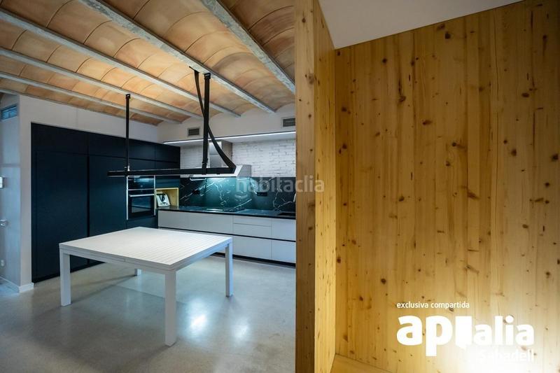 Foto 3ddf9e2b-1b60-4384-af1d-e523beba5f28. Reihenhaus mit heizung in Gràcia Sabadell