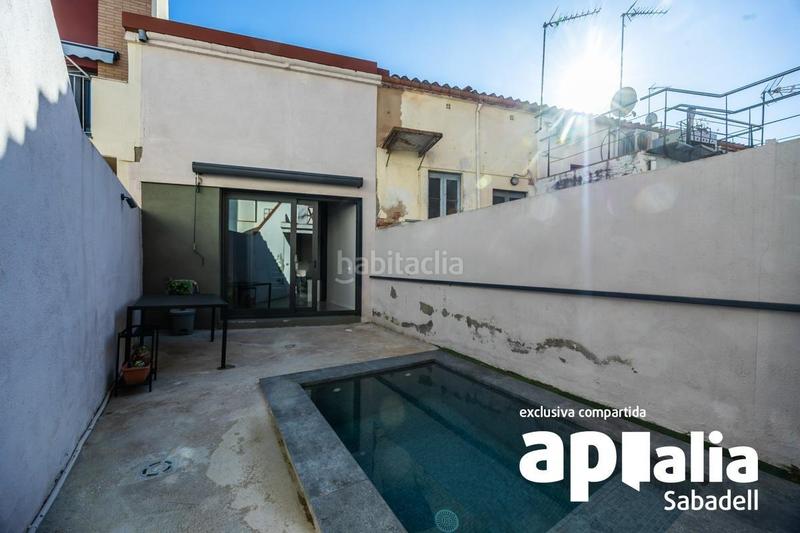 Foto 65391d46-df3f-49ed-8dae-b7f4cba029da. Reihenhaus mit heizung in Gràcia Sabadell