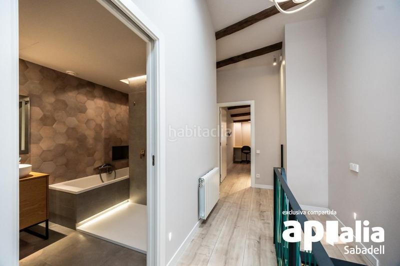 Foto 9ef19c2c-f445-4155-b253-f691d0c88dd4. Reihenhaus mit heizung in Gràcia Sabadell