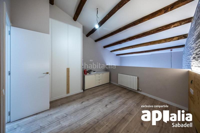 Foto b9500d46-67c6-4627-acc1-c27ab0a8e27c. Reihenhaus mit heizung in Gràcia Sabadell