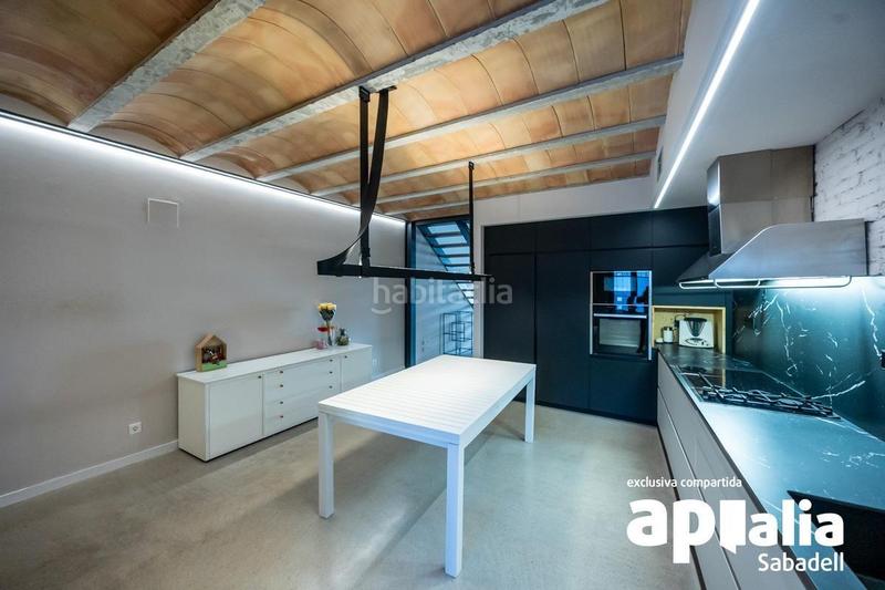 Foto d6c66db2-9ae6-408a-999d-c5dd8bfbe388. Reihenhaus mit heizung in Gràcia Sabadell