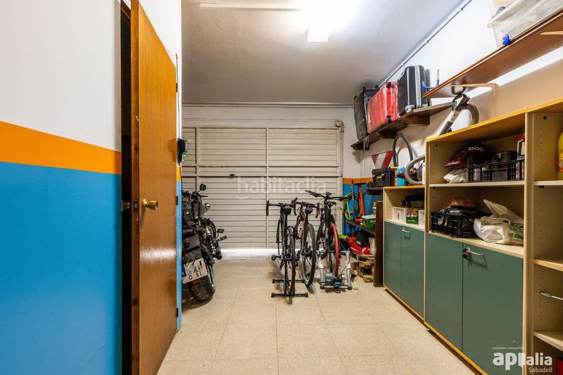 Foto 2a8e0644-2594-44c4-9da1-ab0fd542794f. Chalet impresionante casa en castellar del valles, zona Airesol en Castellar del Vallès