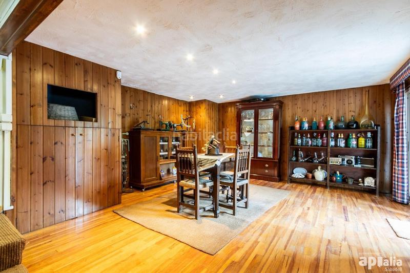 Foto 7367fc1e-b2da-4cdc-b5bd-9bd7bcf2ee5b. Chalet impresionante casa en castellar del valles, zona Airesol en Castellar del Vallès