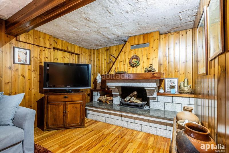 Foto 87a84de1-6fad-4994-a62a-cacb7961cc1f. Chalet impresionante casa en castellar del valles, zona Airesol en Castellar del Vallès