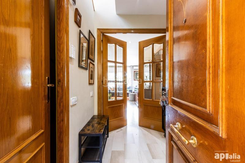 Foto b89dbbe8-83fa-4b21-9566-0de64561cd5e. Chalet impresionante casa en castellar del valles, zona Airesol en Castellar del Vallès