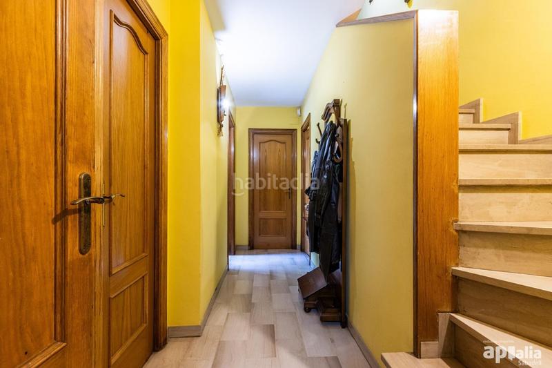 Foto c02de798-e404-4f7e-952a-4921f4f154c5. Chalet impresionante casa en castellar del valles, zona Airesol en Castellar del Vallès