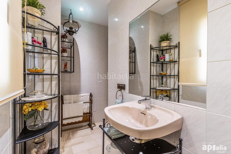 Foto f25d8f90-1e70-48ab-88fd-5aa33a3396d8. Chalet impresionante casa en castellar del valles, zona Airesol en Castellar del Vallès