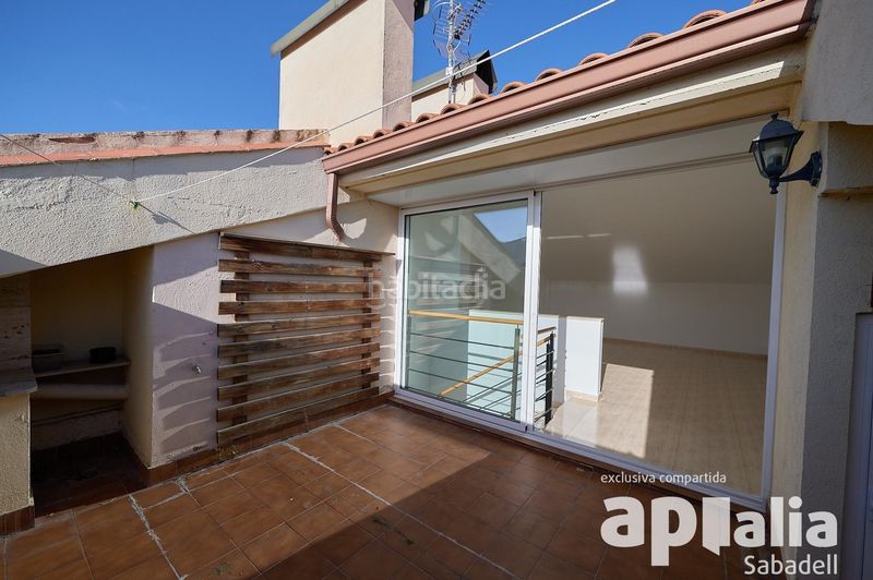 Foto 00abf5b0-ff76-4e7c-bff5-a9aa72b46eb8. Casa adossada amb aparcament a Sentmenat