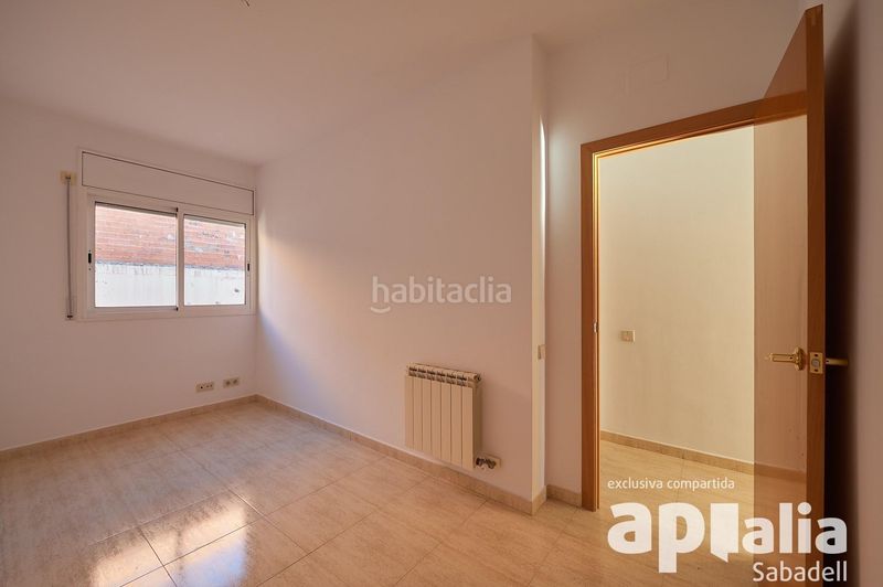 Foto ba894253-2ed5-4514-9073-a33de9a42d58. Casa adossada amb aparcament a Sentmenat