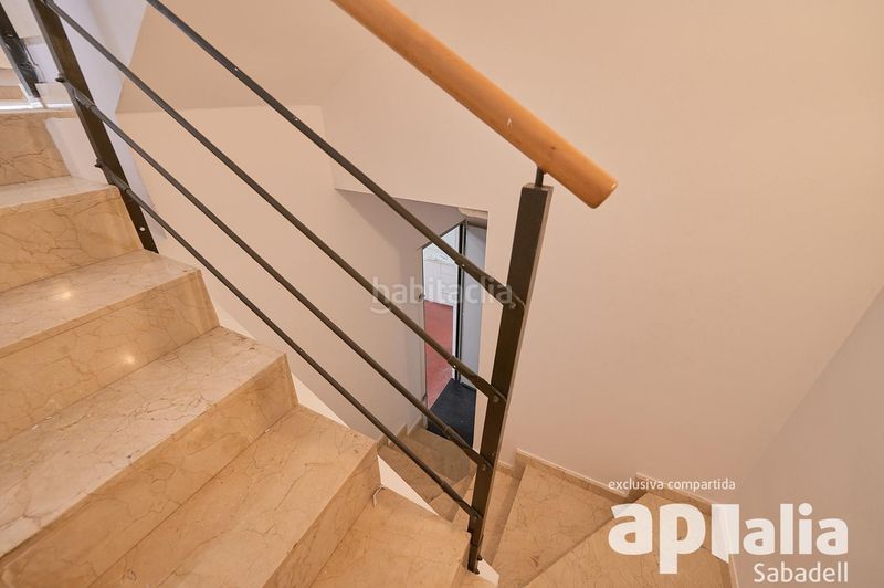 Foto ece784fe-0105-4574-a84b-c4d1cab26874. Casa adossada amb aparcament a Sentmenat