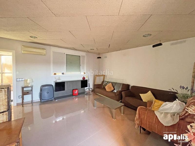 Foto 2ade38b4-8549-4b3c-ae7a-f4b6993ce2a5. Casa a schiera con parcheggio in Ca n'Oriac Sabadell