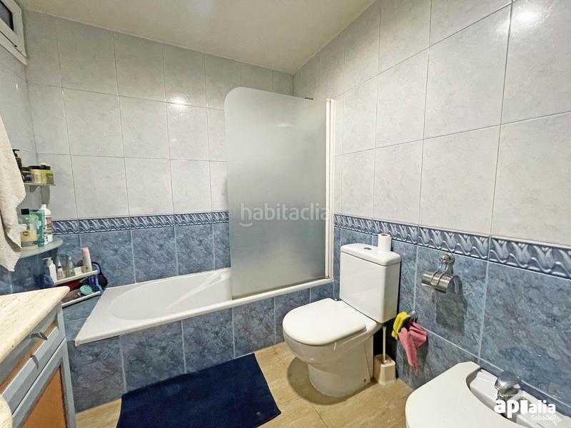 Foto 66d6829a-72f5-4d94-939b-89ede9989942. Casa a schiera con parcheggio in Ca n'Oriac Sabadell