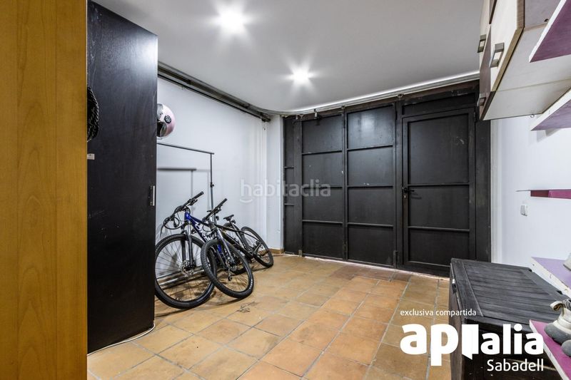 Foto c9e81c1b-5b26-478e-80be-602c531d4909. Casa amb calefacció aparcament a Gràcia Sabadell