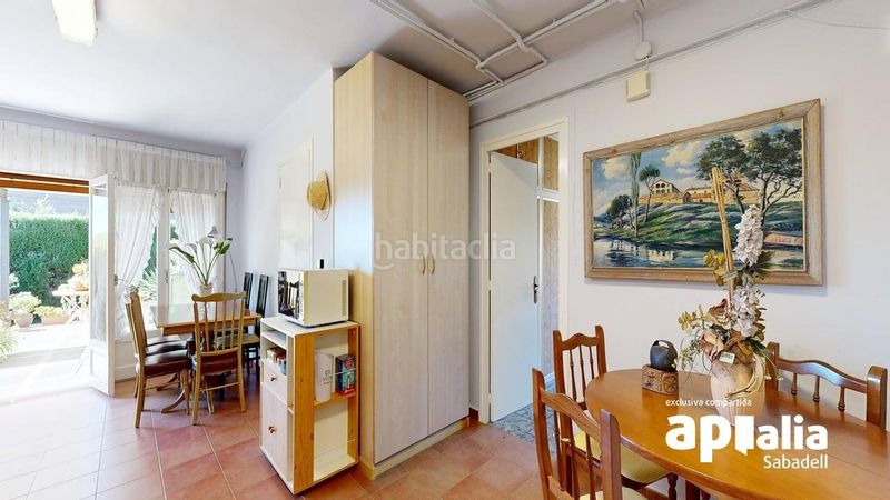 Foto 194182cf-b330-4f7e-8d58-67da6deca60c. Casa amb calefacció aparcament a Centre Sabadell