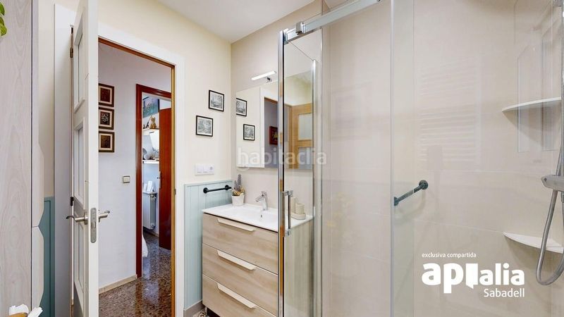 Foto 71b5c453-7363-48d0-a7aa-44eaf1baf285. Casa amb calefacció aparcament a Centre Sabadell
