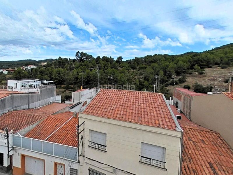 Foto db4fcb97-6fbd-496f-aafe-e9ecdebdc7dd. Casa a carrer sant sebastia 24 a Poble - Casc Antic Castellar del Vallès