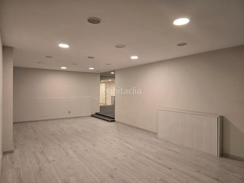 Foto 45e7d722-7c73-41be-a046-81ec8a924372. Local comercial local en venta 232mt2 en La Nova Esquerra de l´Eixample Barcelona