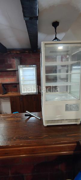 Foto b9550087-5ae6-4132-b002-f343d3ba9c36. Local comercial local en venta en Castell-Poble Vell Castelldefels
