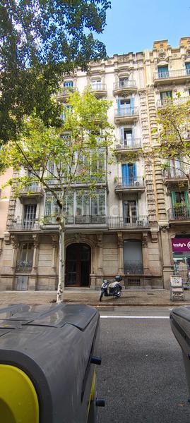 Foto d5fb791c-0910-483f-bae4-20a229886276. Local comercial local en venta 200 mt2 calle córcega /aribau en Barcelona