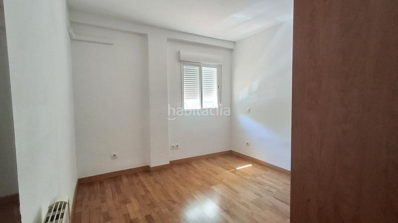 Foto 8a69f67c-8a2c-47c6-a6f1-3ce9be41f341. Flat in Triana Oeste Sevilla