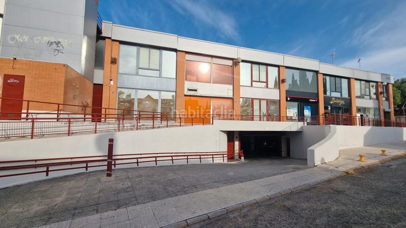 Foto 9032ec88-9d55-404a-826f-892457387ea2. Miete autoparkplatz in avenida de cuba 10 in Ciudad Aljarafe Mairena del Aljarafe