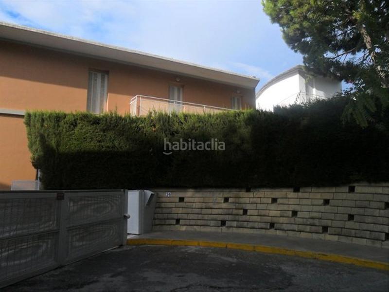 Foto 5ce9f55c-9f08-44f6-b236-80ec60f3ea30. Affitto duplex in avenida los pinos 34 in Simon Verde Mairena del Aljarafe