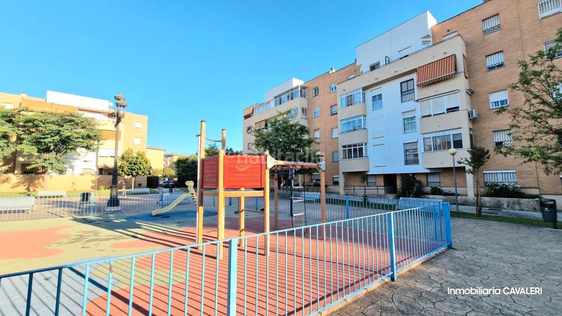 Foto 7dc103bb-7fe0-4145-8319-e4de96572715. Rent flat with parking pool in Ciudad Aljarafe Mairena del Aljarafe