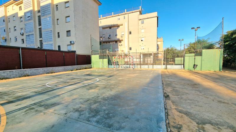 Foto 0808f46f-83ac-4352-a78e-1d87eb20d1f1. Pis amb aparcament piscina a Barrio Alto San Juan de Aznalfarache