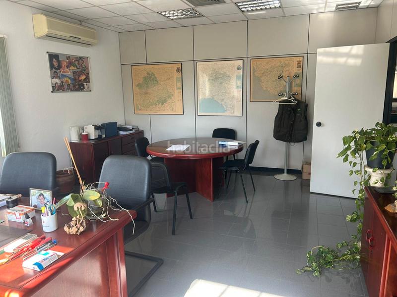 Foto 2b55e1c0-4881-4faf-a2db-255eaf84f92e. Rent industrial building in Pisa Mairena del Aljarafe