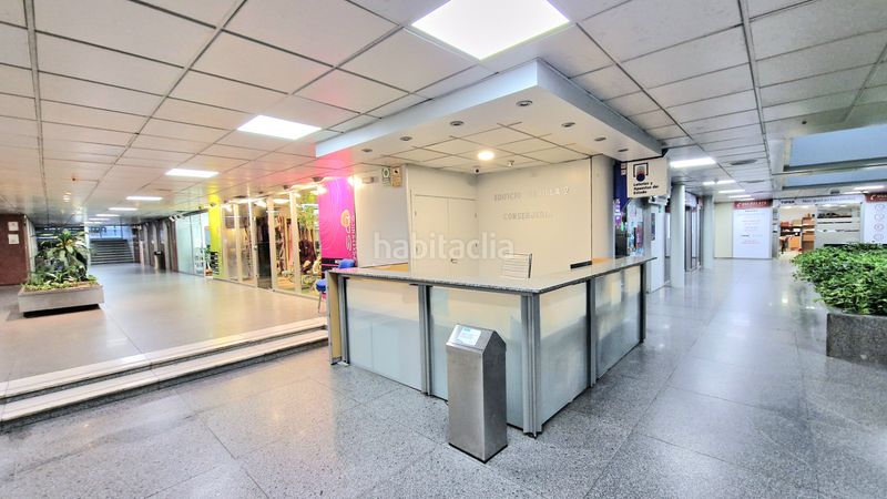 Foto aac6704b-a8aa-4aaa-b9cc-dc548b39daca. Business premise in avenida san francisco javier 9 in Sevilla