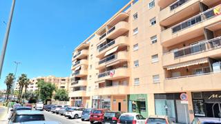Local Comercial a Avenida clara campoamor 20. El local ideal para tu negocio...