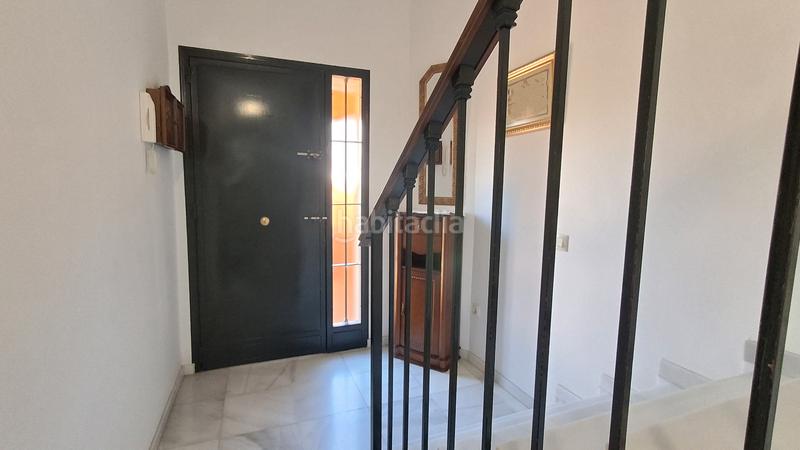 Foto 99794c8c-5a38-405a-97a9-85ecb7c3d477. Doppelhaus mit kamin parking in Almensilla