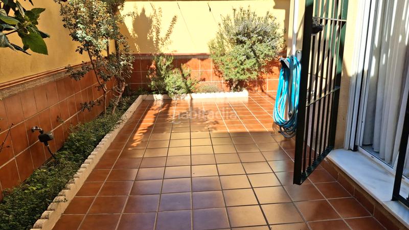 Foto b3f0cc23-e70a-47c4-bea2-8e93ea1a02cd. Doppelhaus mit kamin parking in Almensilla