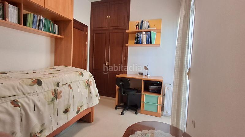 Foto b69c0b77-d5ff-40f8-97b3-1a247347ef14. Doppelhaus mit kamin parking in Almensilla