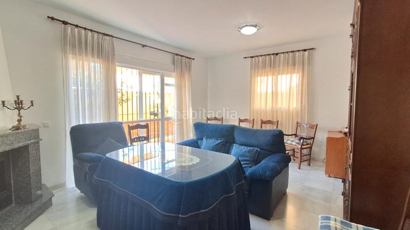 Foto c48f4b6e-99a6-4e0a-9a04-dadbb8035e67. Doppelhaus mit kamin parking in Almensilla