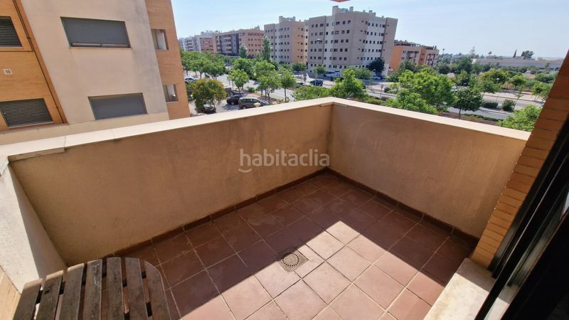 Foto 08716ba7-3fcf-40c7-8f3d-1b5a408747ac. Etagenwohnung in avenida de la filosofía 22 in Nuevo Bulevar Mairena del Aljarafe