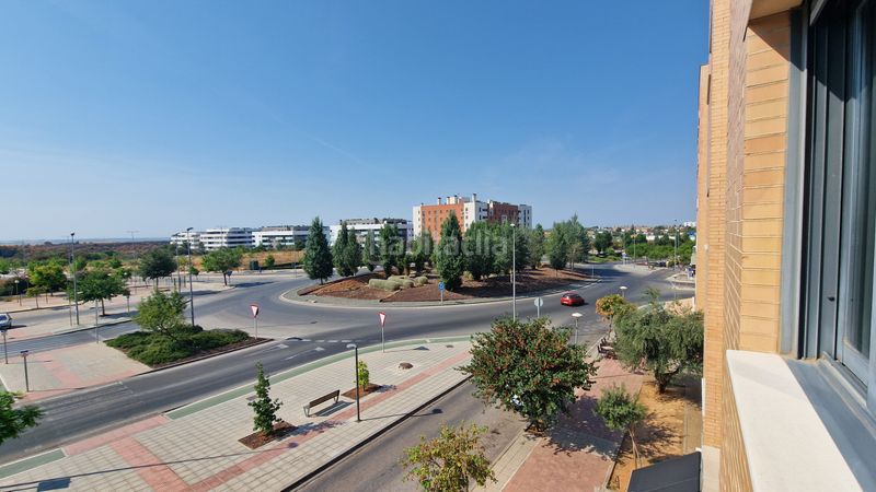 Foto 103b7a09-e4b9-497e-a748-d24478e49e75. Etagenwohnung in avenida de la filosofía 22 in Nuevo Bulevar Mairena del Aljarafe