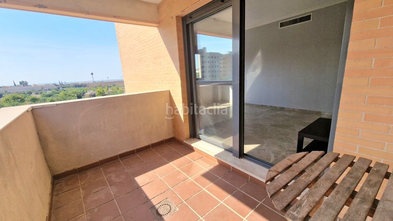 Foto 4f77c867-f504-4b1c-b65c-5c90738aaa9b. Etagenwohnung in avenida de la filosofía 22 in Nuevo Bulevar Mairena del Aljarafe