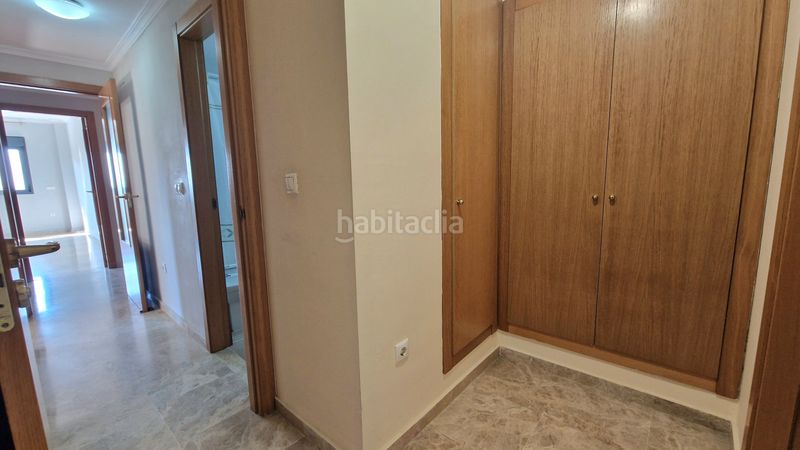 Foto 57833937-353f-4250-9b07-84a1c6db083f. Etagenwohnung in avenida de la filosofía 22 in Nuevo Bulevar Mairena del Aljarafe