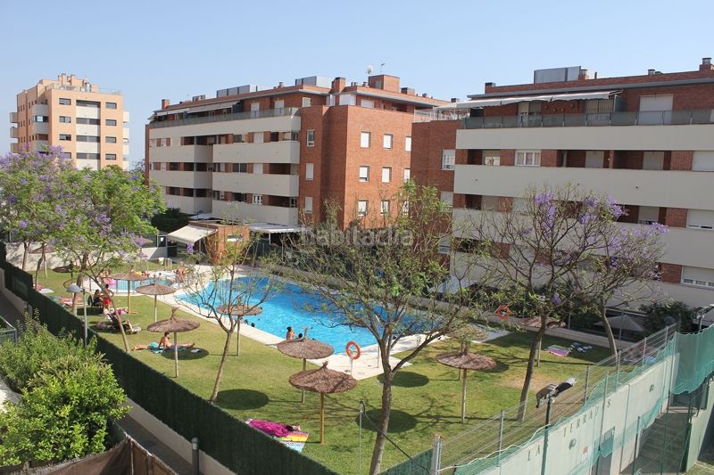 Foto aa7e99d3-8ecb-48a8-b79d-4307e27a9682. Etagenwohnung in avenida de la filosofía 22 in Nuevo Bulevar Mairena del Aljarafe