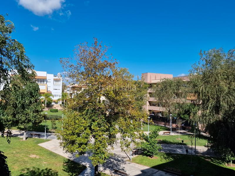 Foto 60ce5d23-b220-401f-a0b8-c4f77f9d3f7f. Miete autoparkplatz in calle la pinta 59 in Ciudad Expo Mairena del Aljarafe