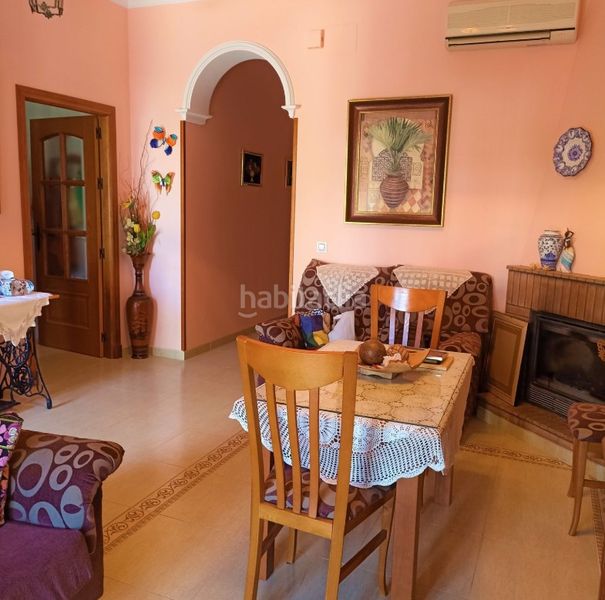 Foto b3122f63-02c1-41c6-96f3-50daead3726b. House in calle almería 14 in Montellano